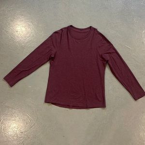 Lululemon long sleeve shirt Size Large